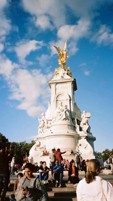 행복한 휴일, 평안한 가정들, 위로의 시간들이 되시길 

#england🇬🇧 #filmphoto #pianomusic #seomusick